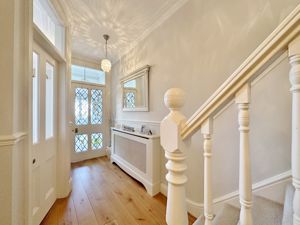 Photo 4- click for photo gallery